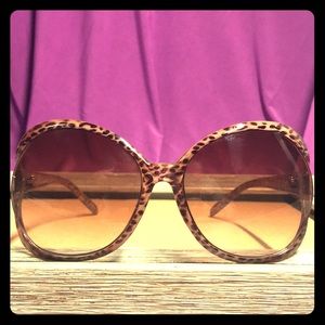 JLo- Leopard Brown tinted Sunglasses